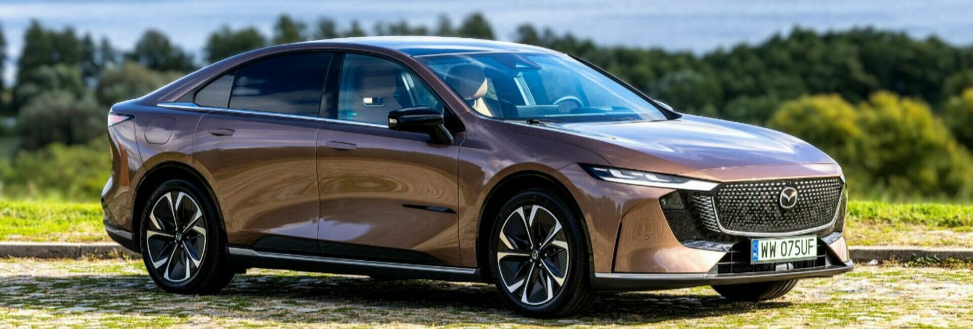 Mazda Márkakereskedés és Autószerviz